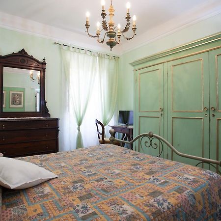 Corte Palazzo Picedi Benettini Sarzana Exterior foto