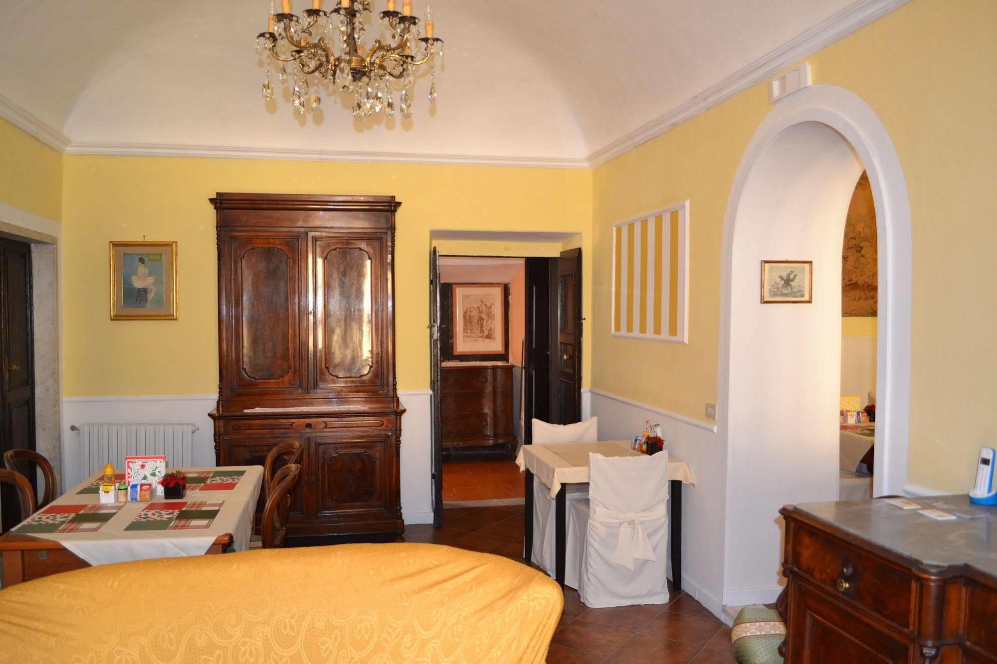 Corte Palazzo Picedi Benettini Sarzana Exterior foto